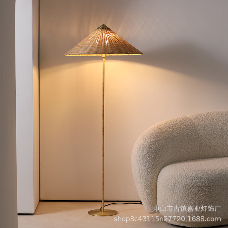 Zhongshan Middle Ancient Quiet Floor Lamp Hand-woven Rattan Living Room Lamps Retro Zen Atmosphere Floor Lamp
