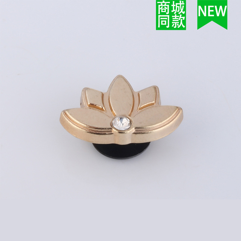 2023 nuevo centro comercial mismo estilo metal agujero zapatos hebilla zapato flor DIY rhinestone tridimensional zapato hebilla Accesorios al por mayor