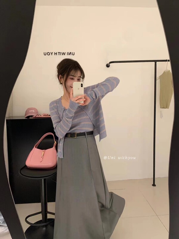 2023 Early Spring Korean Style New Knitted Cardigan Sling Vest Striped Short Suit for Women 2023 Early Spring Korean Style New Knitted Cardigan Sling Vest Striped Short Suit for Women