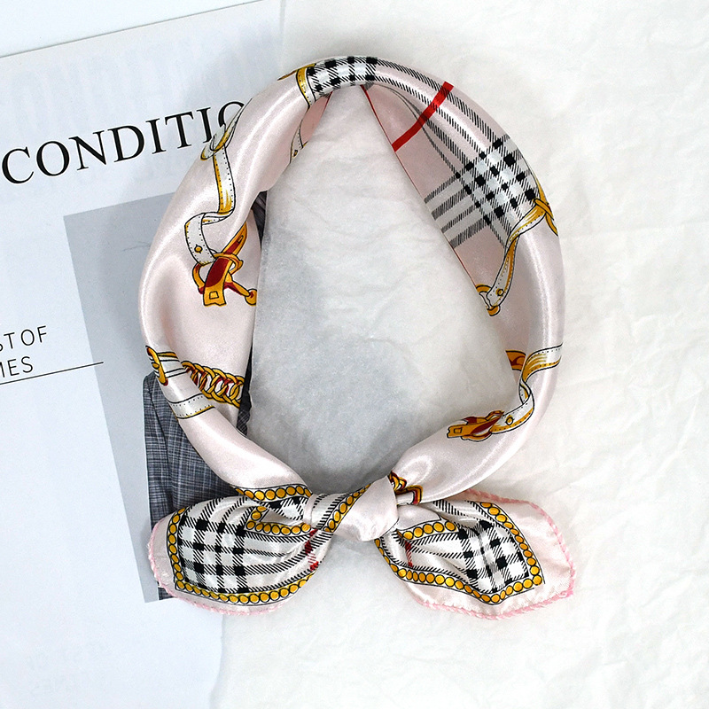50 Satin Chain Pañuelo cuadrado estampado Color Sense de alta gama Moda de todo fósforo azafata profesional Servicio al cliente Bufanda de decoración Bufanda de seda