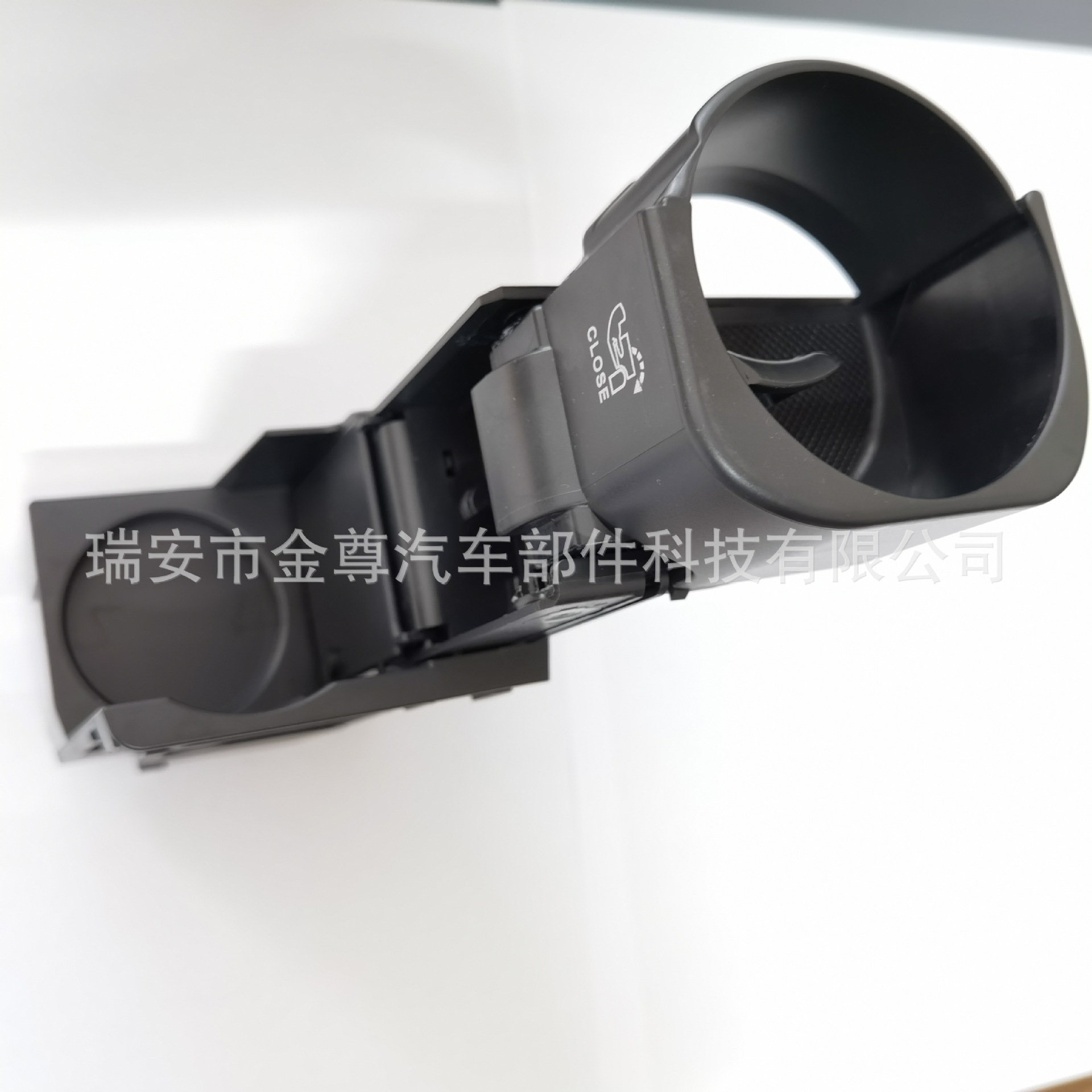 2116800014 aplicable al portavasos central del sostenedor de taza del agua de Mercedes-Benz 03-11 Mercedes-Benz E320/E350/E500