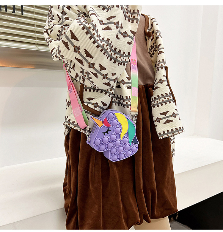 Cross-border new product: Unicorn Rat Extermination Pioneer Coin Purse, Cartoon Silicone coin Purse, mini crossbody bag, storage bag undefined