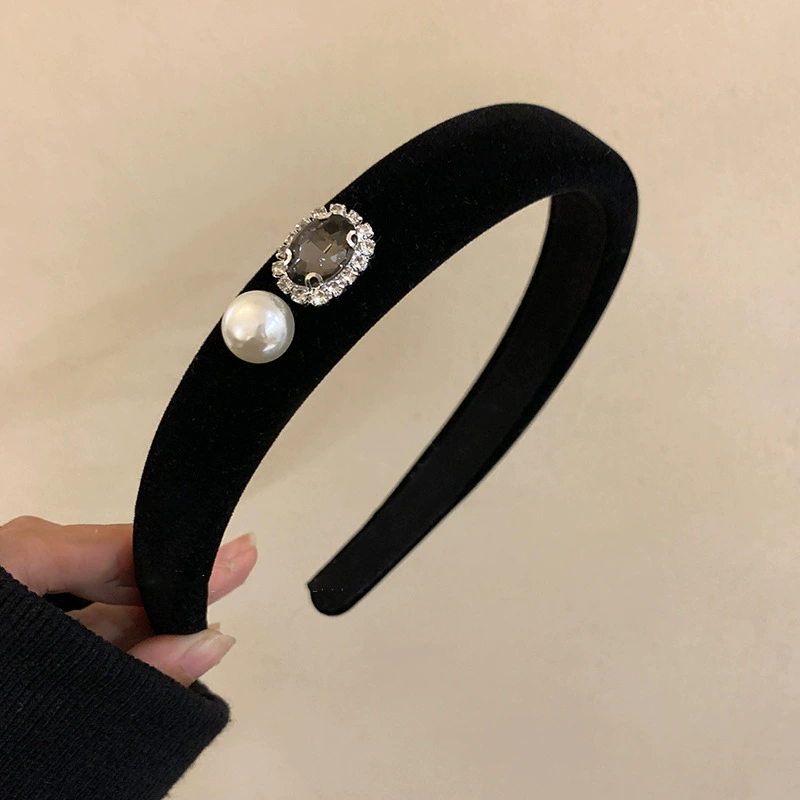 Пояс, стиль Chanel, бархат, жемчужное украшение, полуракурс?