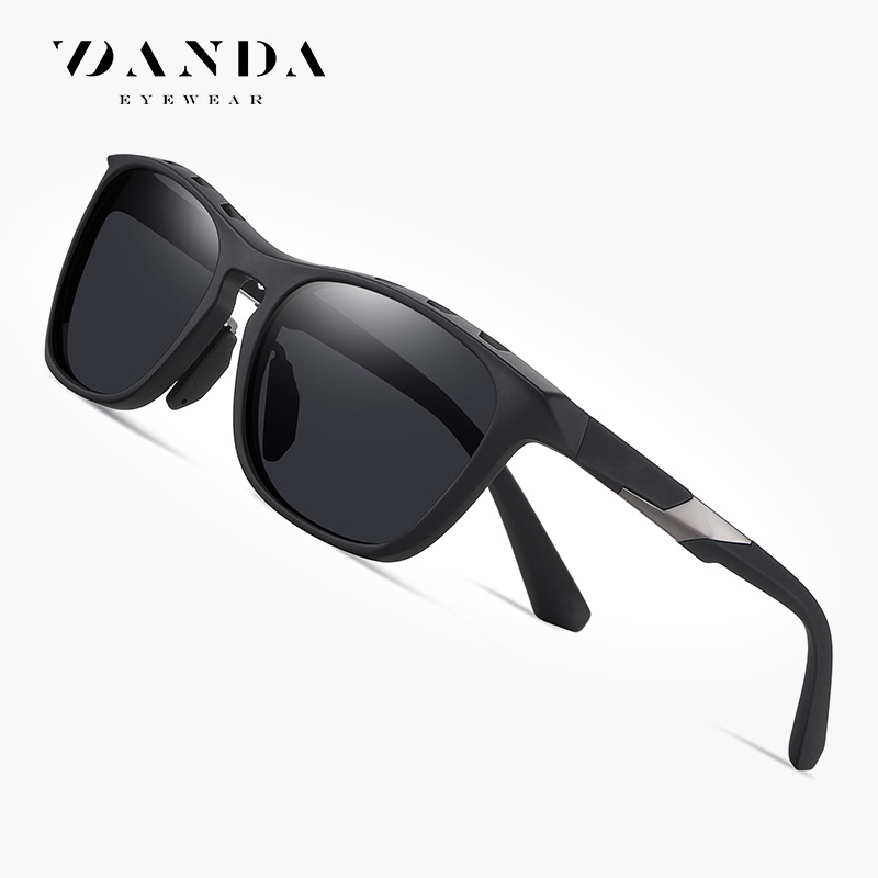 Fabricante de nuevas gafas de sol polarizadas de los hombres gafas de sol TR7516 europea y americana casual deportes gafas de sol con agujeros transpirables