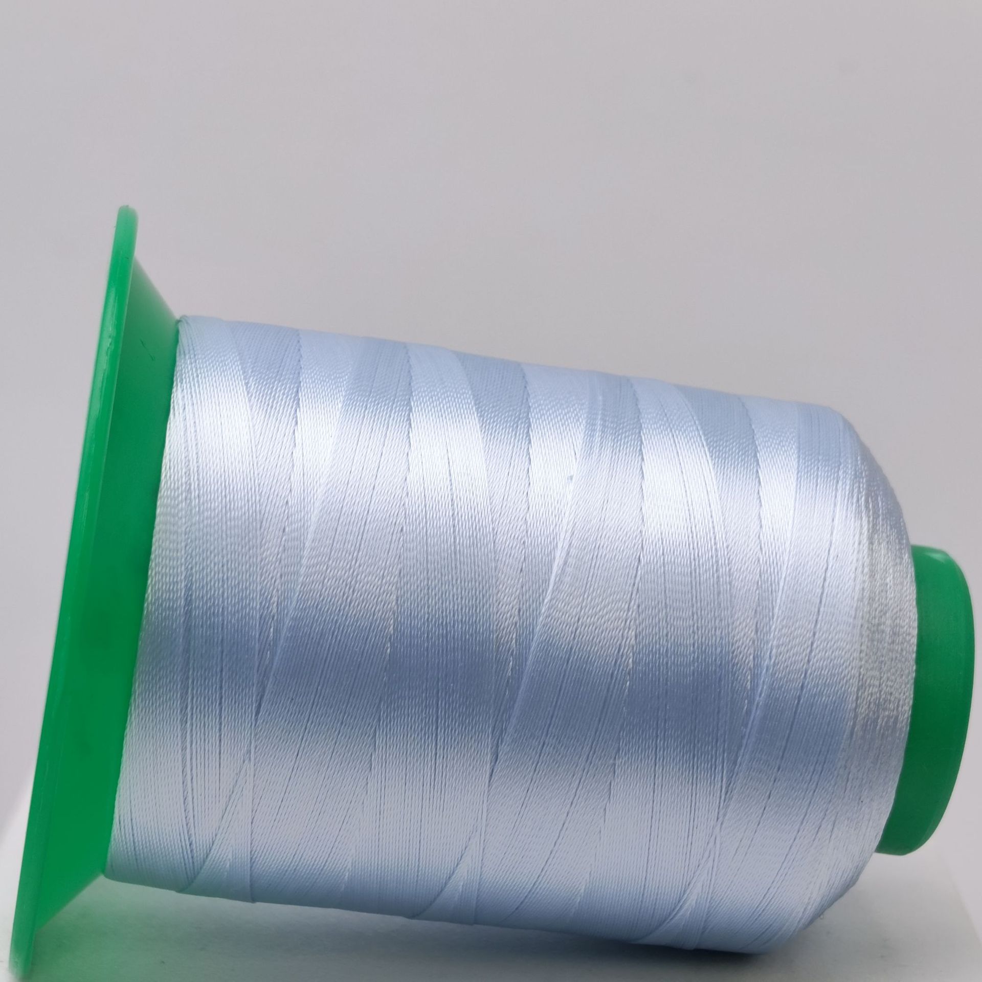 777*2 주 * 1800 미터 * 푸른 하늘 색