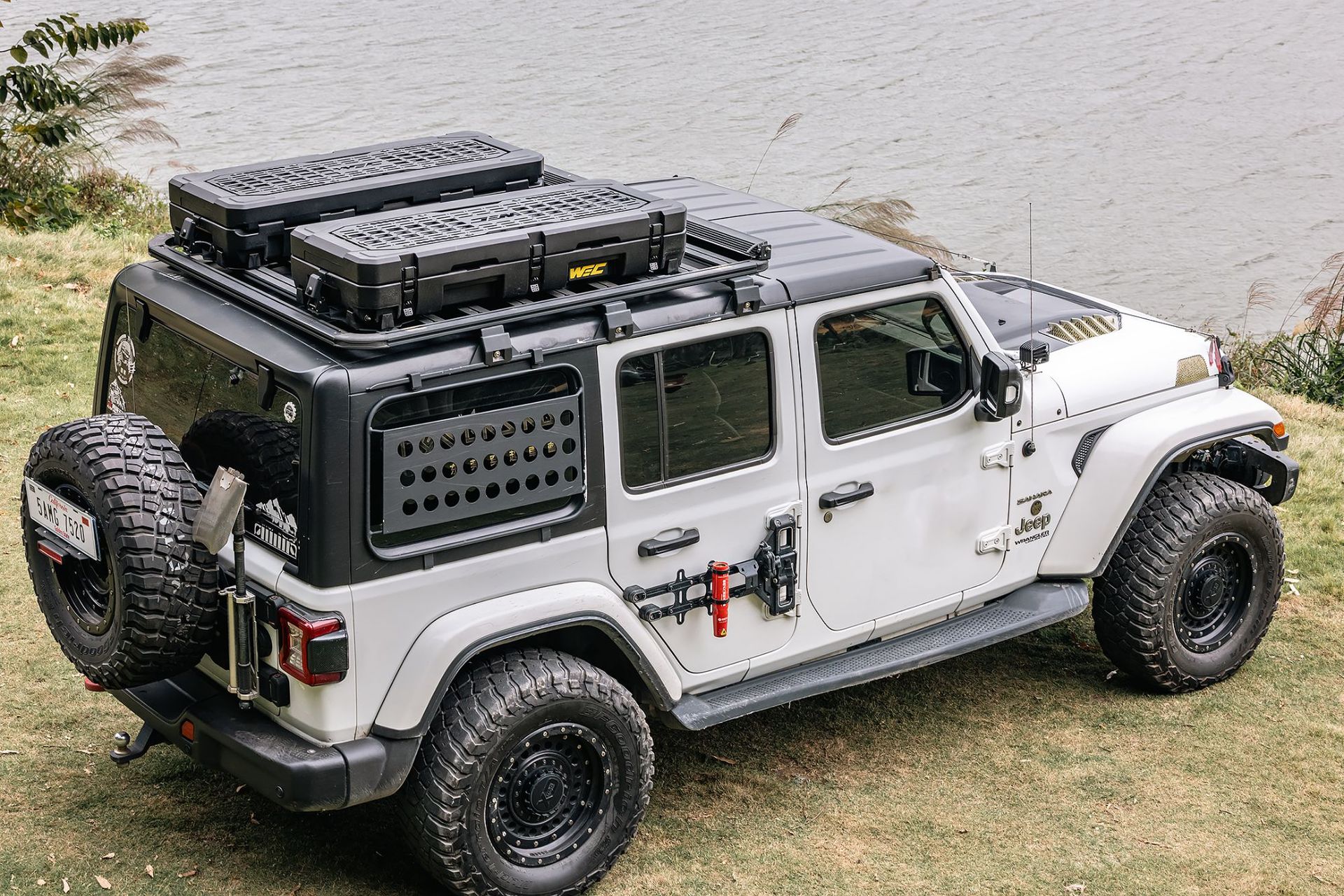 WEC equipment box, roof luggage box, outdoor tactical box, off-road modification, camping universal storage box, organizer box