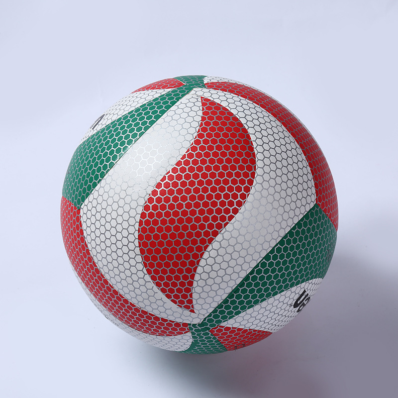 Factory wholesale PVC-coated volleyballs, size 5, for middle school entrance exams, competitions, and beach volleyballs.