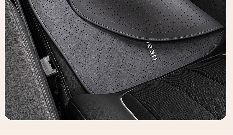 Audi Special A6L Seat Cushion A3 A4L A7L Q3 Q5L Q7 Four-Season Universal Three-Piece Anti-Slip Breathable Cushion