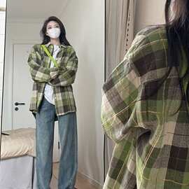 大码美式复古格子衬衫女春秋新款设计感小众宽松显瘦衬衣叠穿外套
