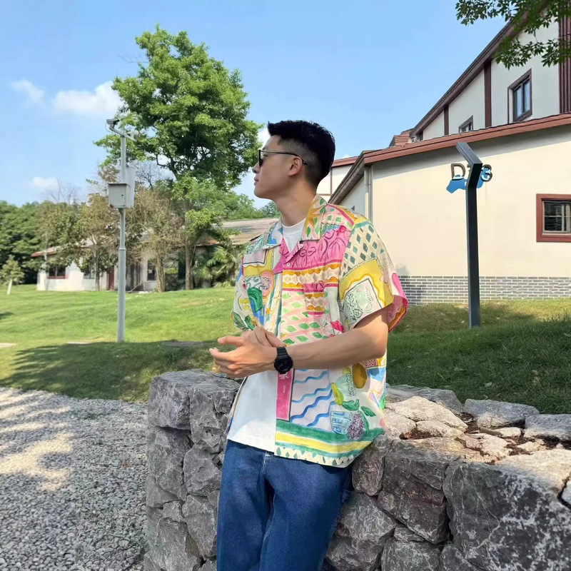Thai-Style Lazy Vacation Style Oil Painting Shirt for Men and Women, Summer Short-Sleeved Loose Casual Ice Silk Sun Protection Shirt Thin Jacket