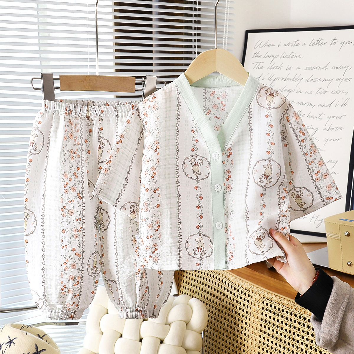 Traje de servicio a domicilio para niños verano nuevo estilo rebeca para niños pijamas para niñas estilo fino ropa de aire acondicionado informal para bebés ropa para niños