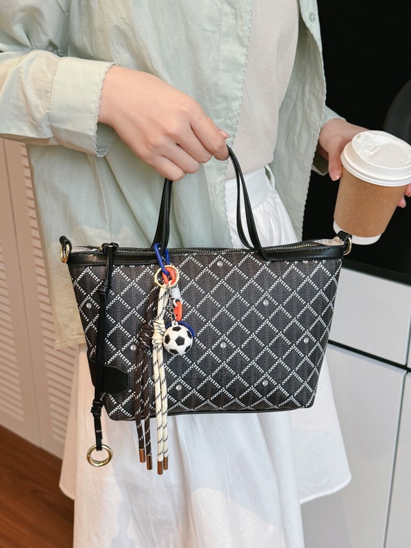 Bolsa de gran capacidad, nueva moda de viaje casual, bolso de hombro simple, moda europea y americana, bolso universal retro para mujeres.