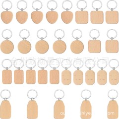 現物のケヤキの鍵は木製のレーザー彫刻印刷のアイデアの小さい贈り物のメーカーを掛けて木の鍵のボタンを提供します。