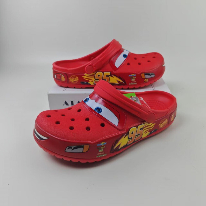 McQueen car-themed clogs, Karoban slip-on sandals, men's and women's non-slip beach shoes, casual garden shoes, trendy style McQueen car-themed clogs, Karoban slip-on sandals, men's and women's non-slip beach shoes, casual garden shoes, trendy style