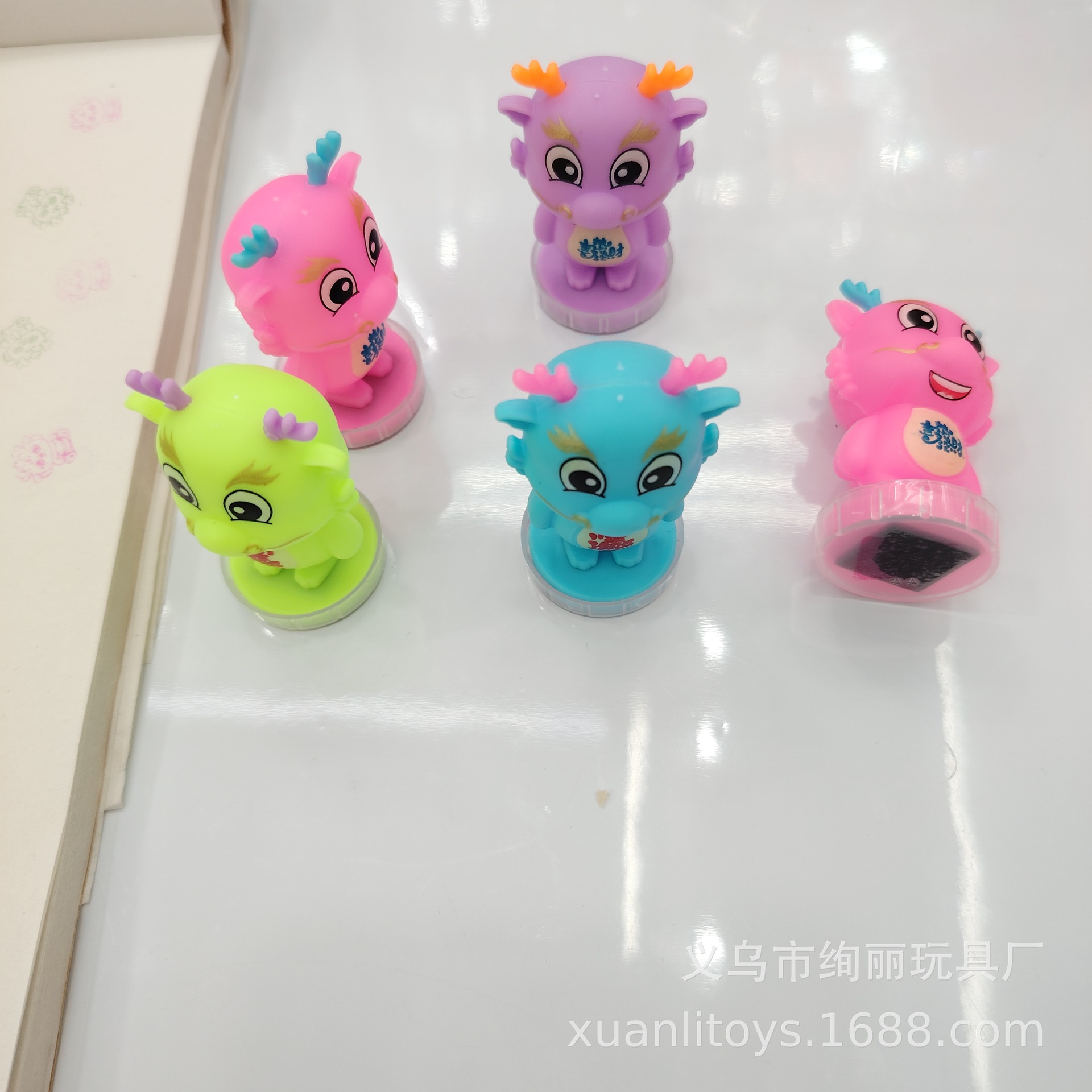 儿童卡通印章  萌龙印章 卡通动物恐龙印章 幼儿园奖品