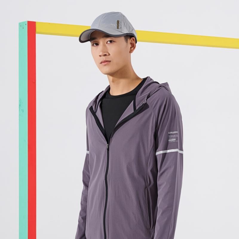 Skin Clothing 2025 Spring and Summer New Outdoor Sports Skin Windbreaker Windproof Breathable Men's and Women's Sweat-Wicking Jacket Windbreaker