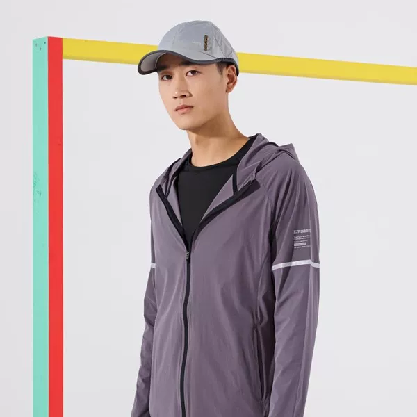 Skin Clothing 2025 Spring and Summer New Outdoor Sports Skin Windbreaker Windproof Breathable Men's and Women's Sweat-Wicking Jacket Windbreaker