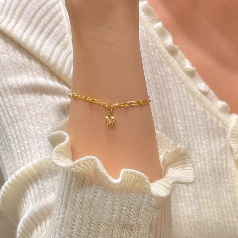 Double-Layer Fine Chain Gold Five-Pointed Star Pendant Bracelet for Women, Suitable for Small Wrists, Niche Design, High-Value Jewelry