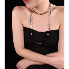 ��Ȼ����ڼ⾧�L���� ���s����OӋ Ů�԰ٴ��b�Ʒ��