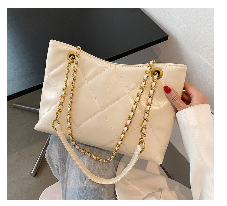 Damen Umhängetasche Mit Steppmuster Und Kette Für Den Alltag_voghion.com