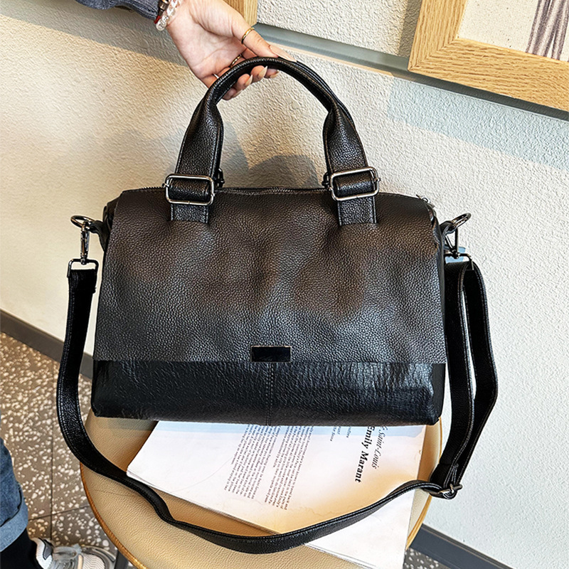 Borsa a tracolla donna in morbida pelle, borsa a spalla comoda_voghion.com
