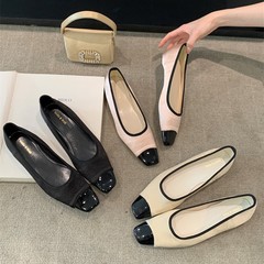 韓国版百合色の絹織物の四角い口の靴の女性2025年の春の新型の柔らかい底の平底の靴の豆の靴
