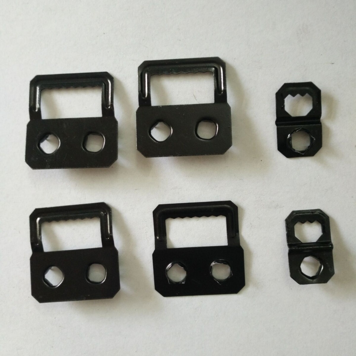 相框挂钩单孔老虎扣 三孔老虎扣 相框老虎扣双孔背板单孔扣活动扣