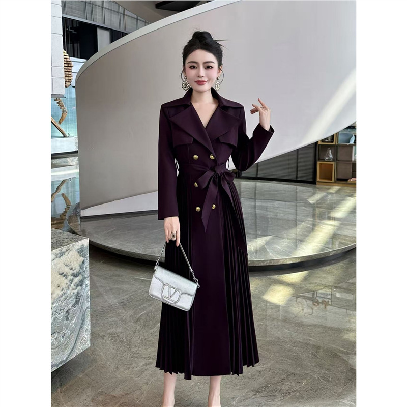Light Luxury Socialite Style Age-Reducing Slimming Windbreaker 2025 Autumn New Fashion Elegant Pleated Splicing Jacket for Women
