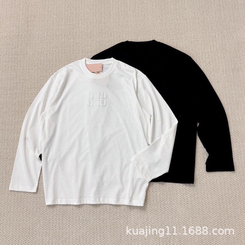 海外衣料品卸売 niuniu シンプルベーシック無地立体ワッペン刺繍文字長袖Tシャツ(オリジナルラベル)|undefined