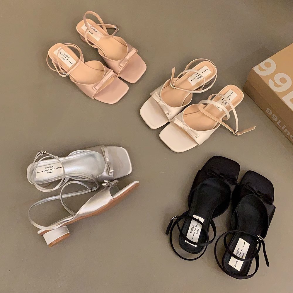 Zapatos de tacón alto con lazo de viento de noche francés, sandalias plateadas, sandalias y pantuflas de tacón grueso de verano con falda, zapatos de hadas