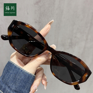 BC2104�羳�W���L���؈�ۿ�̫��R��Ůֱ�������裿�ڻ�Ƭī�R
