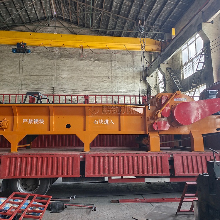 废旧皮衣皮裤粉碎机 破旧床单被罩破碎机 纺织纤维废料粗碎机