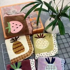 コーラルベルベット漫画フルーツ刺繍タオル吸収性増粘エッジクリーニングタオル洗顔大判フェイスタオル卸売