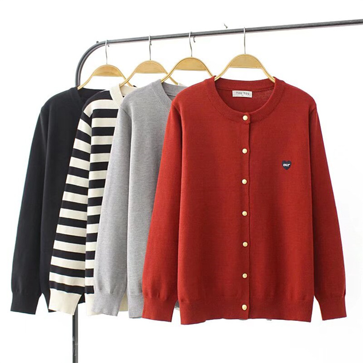 Plus Size Knit Cardigan With Heart Embroidery – Oversized Casual Open Front Sweater For Women, Soft Stretch Polyester_voghion.com