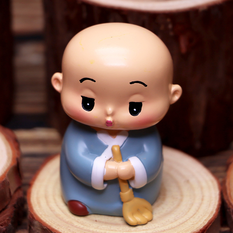 創意的で可愛い禅意小僧がブラインドケースを飾っています。|undefined