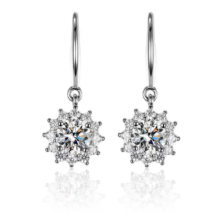 Earrings solar-powered, one carat, wholesale