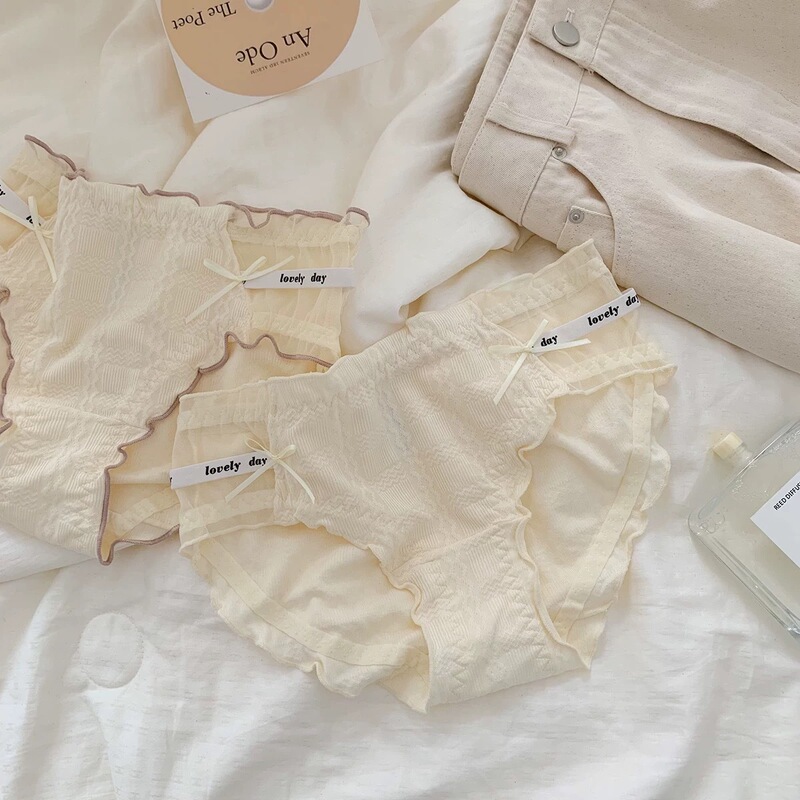 Japanese sweet simple cotton underwear Women's Mid-waist comfortable breathable quick-drying antibacterial letter bow New