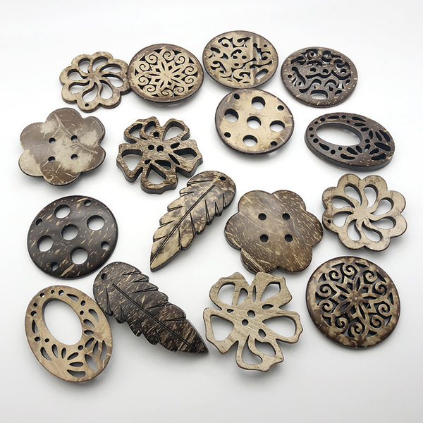 Retro buttons Alien wooden buckle handmade DIY wild clothing…