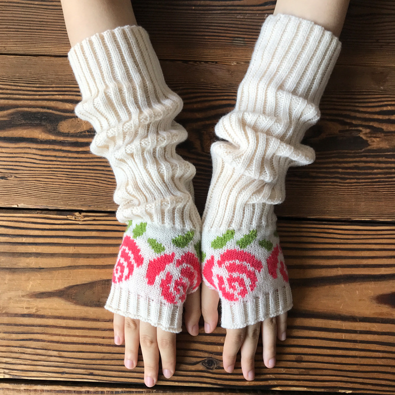 Women's Fashion Flower Knitted Fabric Gloves 1 Pair display picture 1
