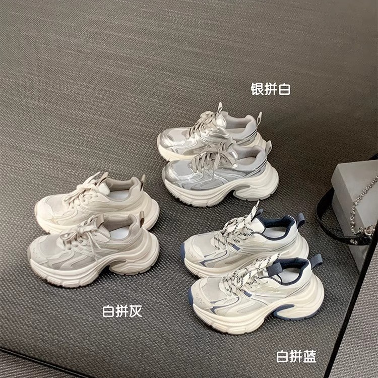 [Estación europea] Niña de la montaña de la montaña ~ 6 cm de altura ultra ligera de malla de fondo grueso respirado zapatos deportivos casuales zapatos de mujer