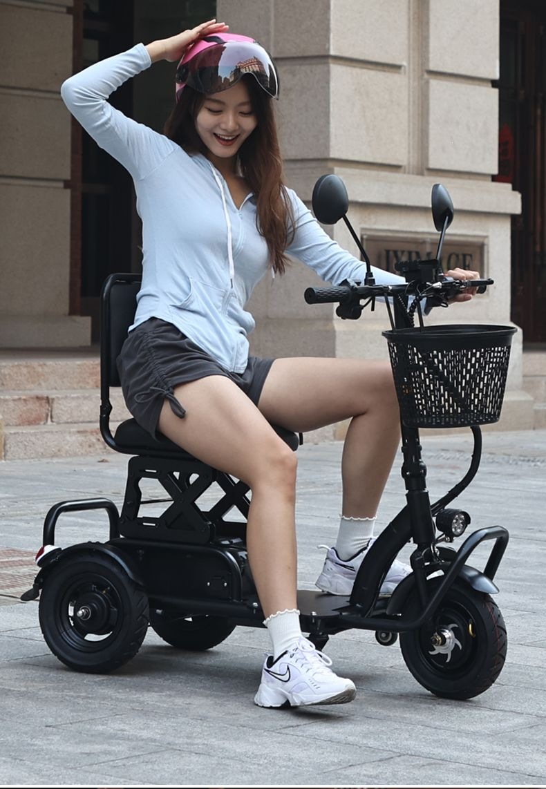 New model small lightweight foldable tricycle for the elderly, home use, travel mini disabled mobility scooter
