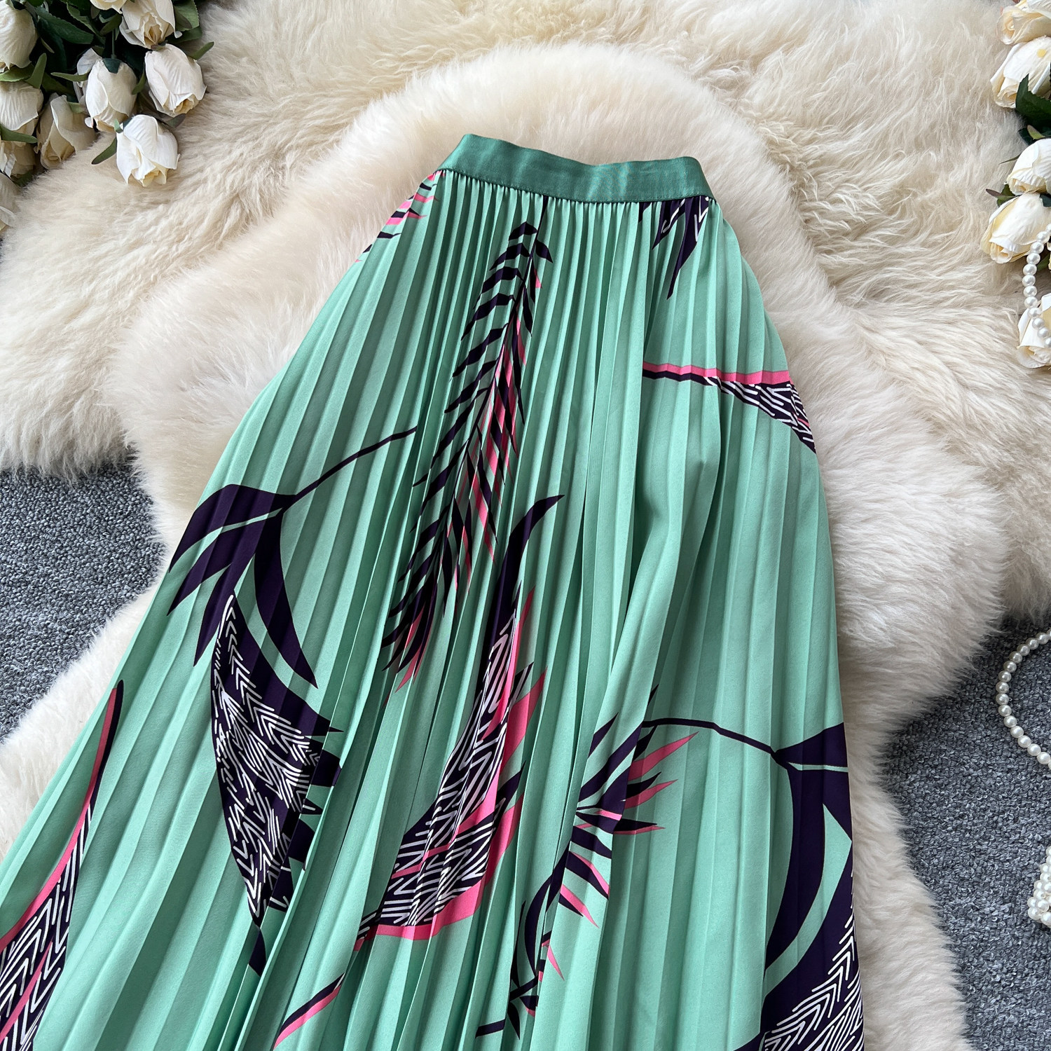 High Waisted Slimming Pleated Midi Skirt for Women French Style Printed A-Line Perfect for Summer Vacation And Work_ecoleips.com