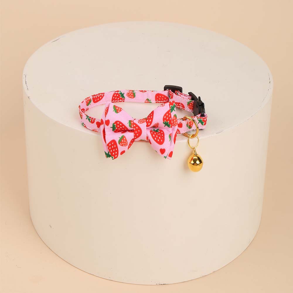 Fabricante de liquidación de bajo precio spot transfronterizo mascota collar gatos campanas doradas collar de corbata gatos