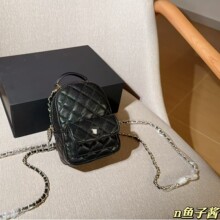 2025年爆款手提真皮可爱甜美链条迷你新款双肩包小书包