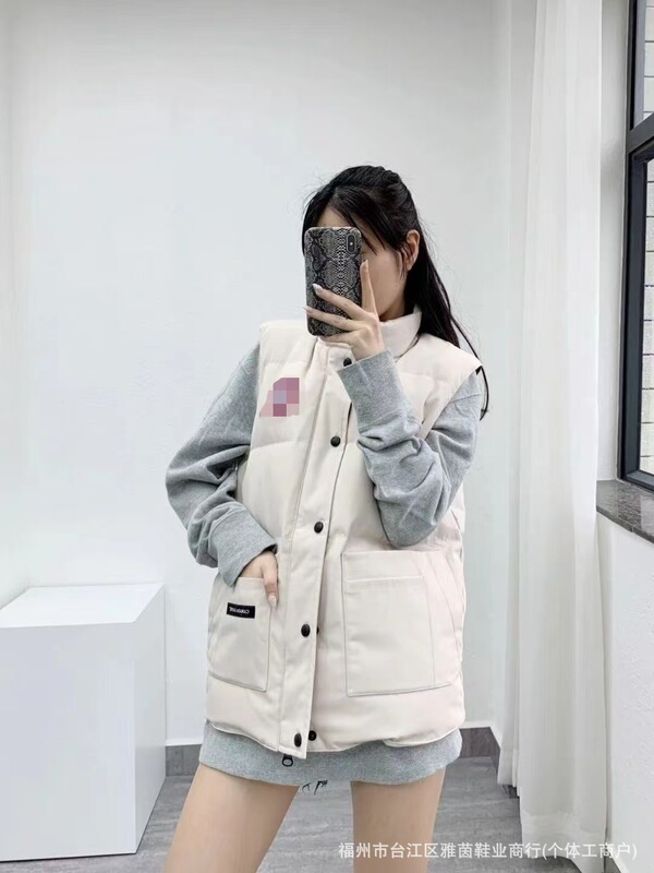 ガチョウの定番モデル秋冬カップルの羽毛馬甲男女同タイプの防風防水は厚くて暖かいです。|undefined
