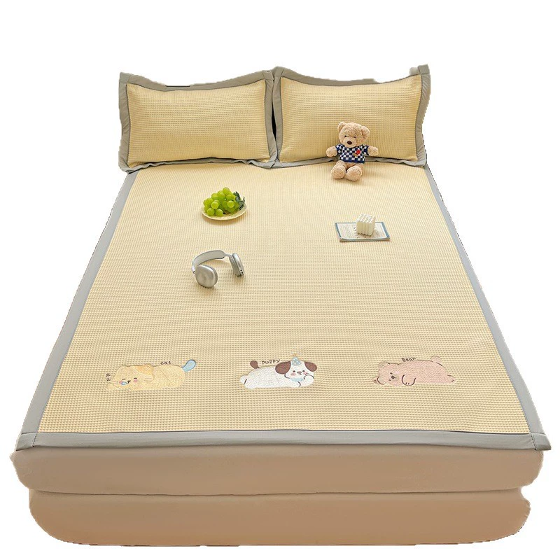 Silk cartoon mat, sheet for elementary school students, with embroidery