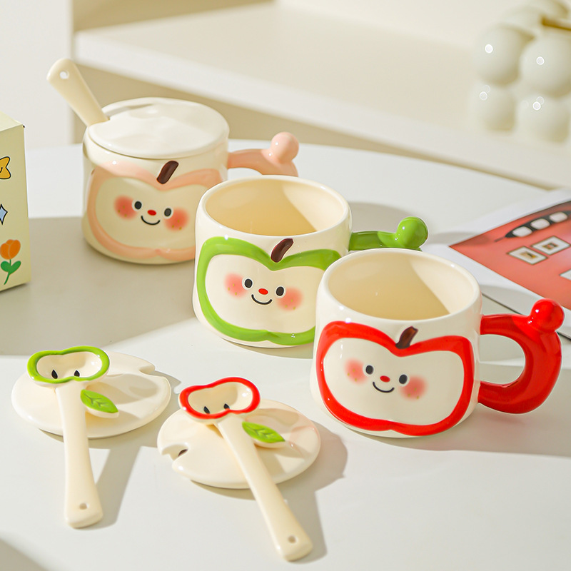 Regalos de cumpleaños creativos lindos tazas de agua de manzana de alto valor facial taza de cerámica con cubierta cuchara práctica acompañante caja de regalo