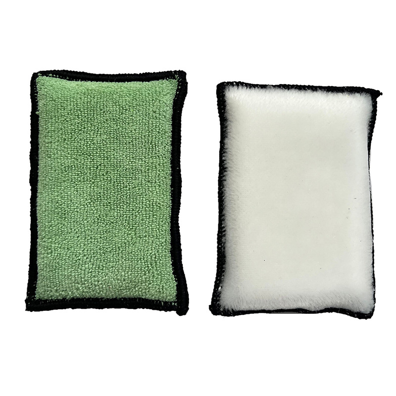 짙은 녹색 극세사 + 흰색 브러시 천 표면(검은색 가장자리)