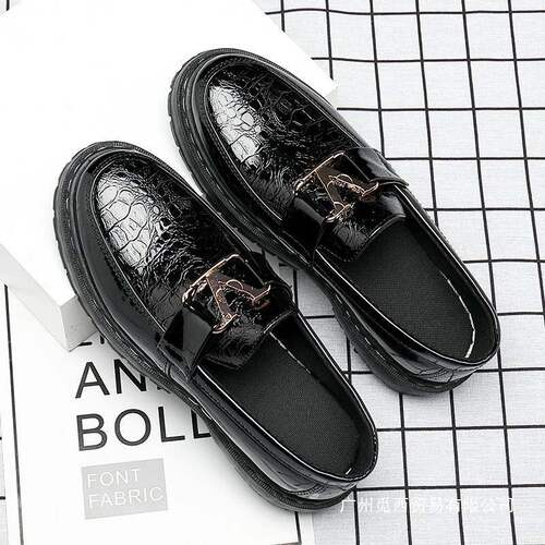 New Spring Slip-on Men's Soft Sole Casual Fashionable Durable Breathable Height Increasing Shoes