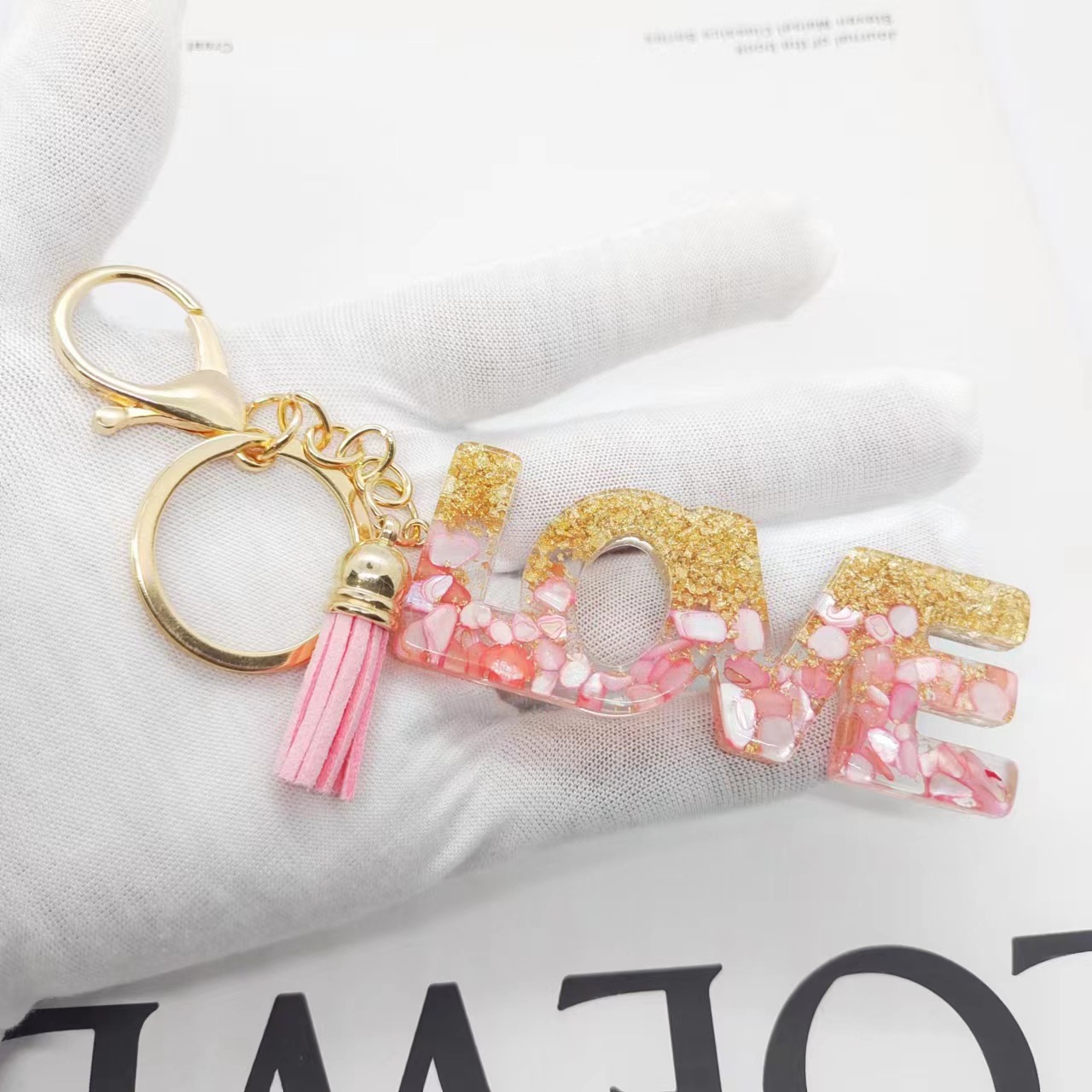 Women's keychain with letters